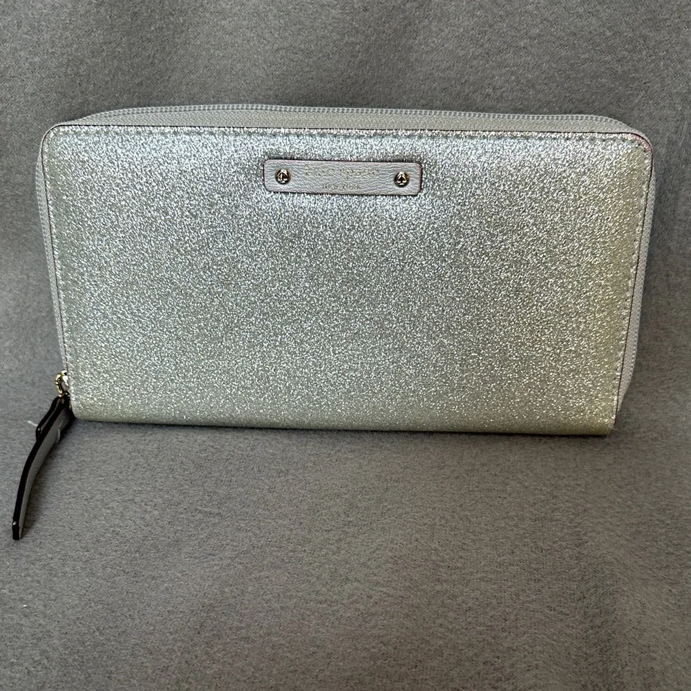 Kate Spade Kenzie Glitter Zip Wallet Shimmering Silver - Picture 1 of 10